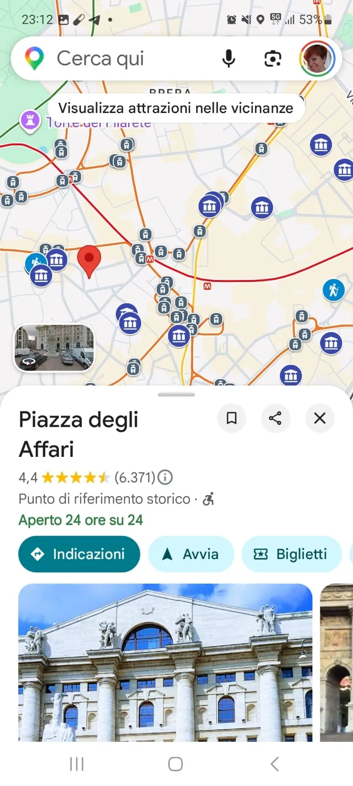 Vera scheda Google di un luogo